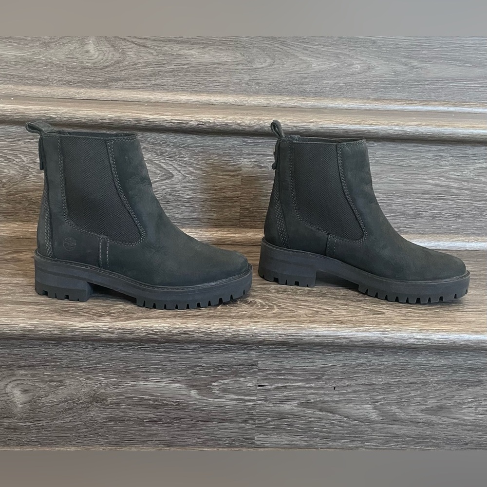 Timberland Women's Leather Boots - Picture 2 of 15